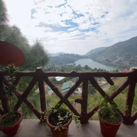 Magpie Retreat Apartment Bhimtal Room photo